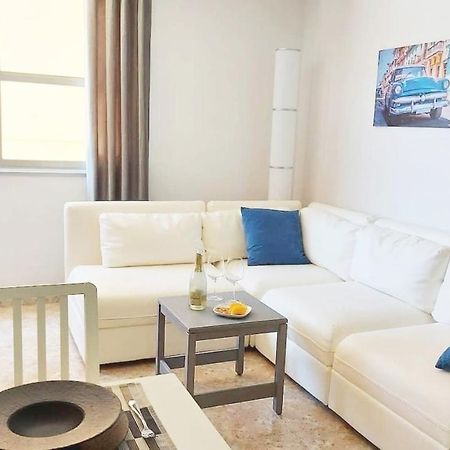 Modern And Centric Apartment With Air Conditioning - By Tenerifehints El Médano Esterno foto